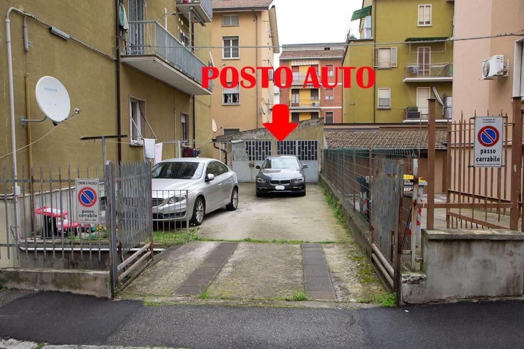פיאצ'נצה Appartamento Grazioso Con Parcheggio Privato מראה חיצוני תמונה